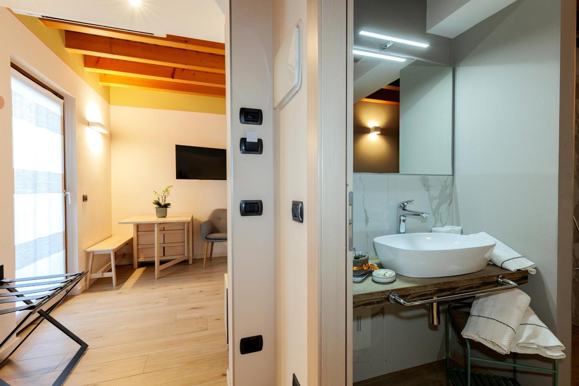Charming Sirmione Bed & Breakfast Luaran gambar