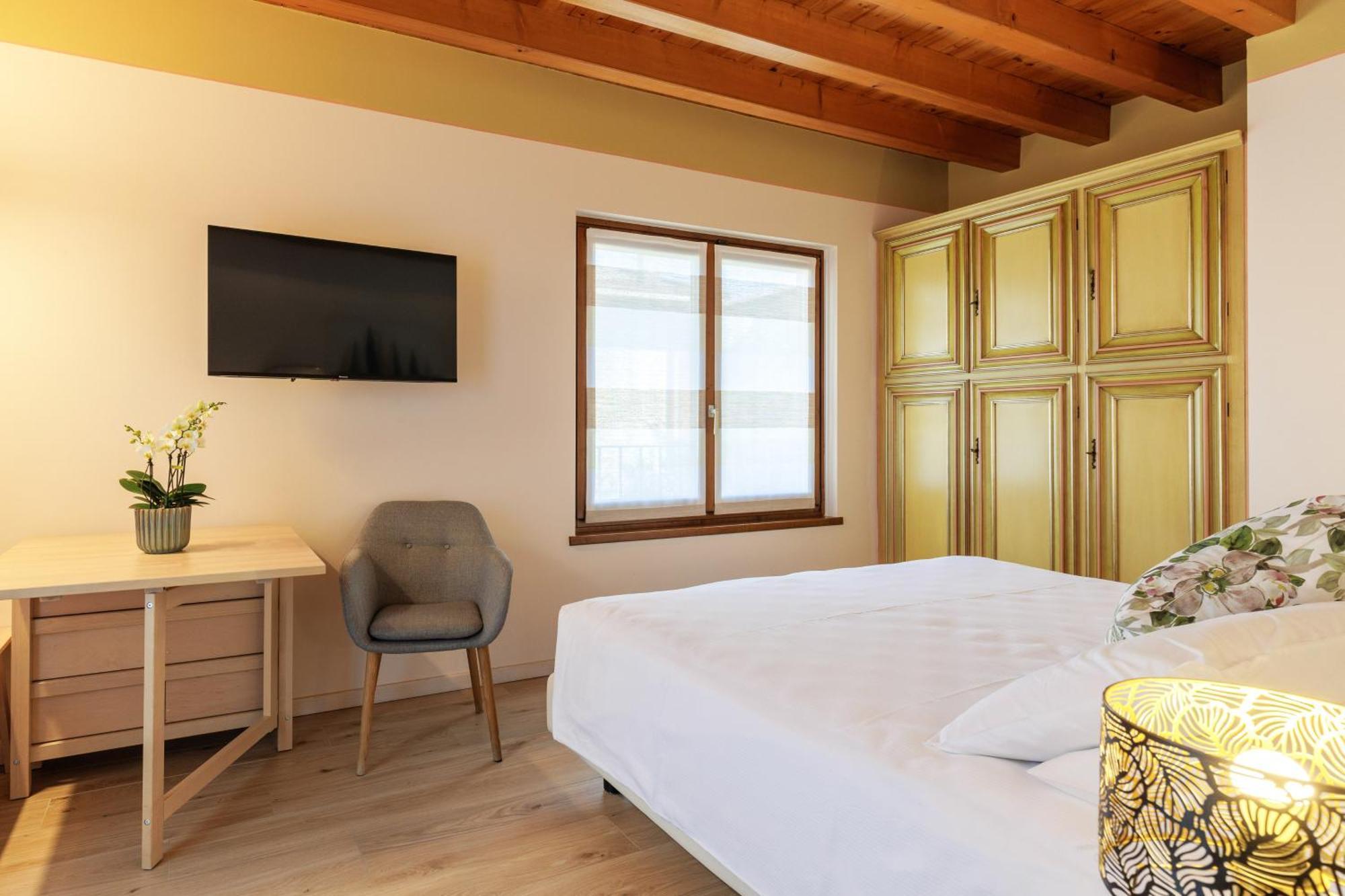 Charming Sirmione Bed & Breakfast Luaran gambar