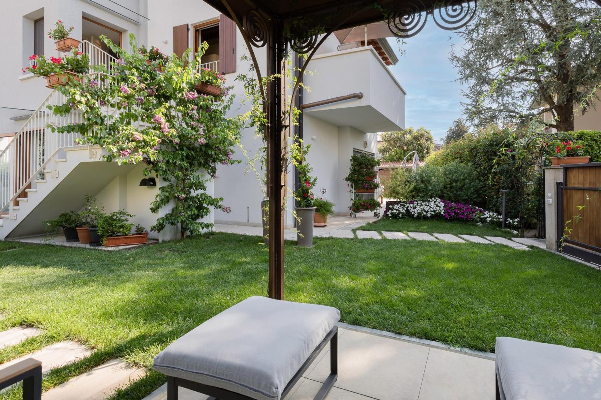 Charming Sirmione Bed & Breakfast Luaran gambar
